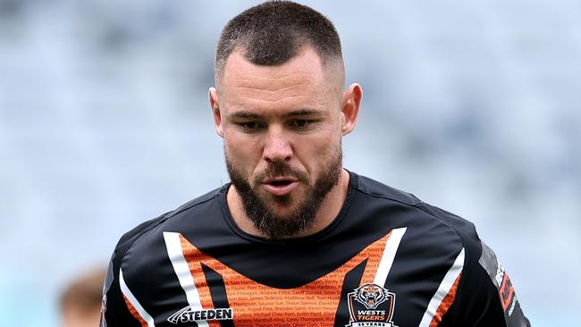 SYDNEY, AUSTRALIA - MAY 04: David Klemmer of the Tigers  warms up prior to the round nine NRL match between Canterbury Bulldogs and Wests Tigers at Accor Stadium, on May 04, 2024, in Sydney, Australia. (Photo by Brendon Thorne/Getty Images)