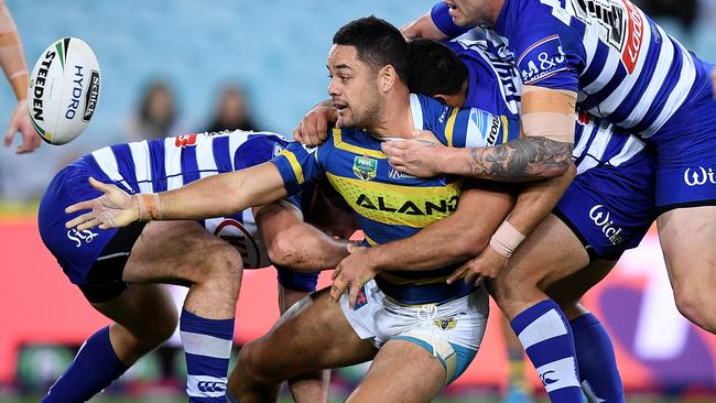 Hayne appears to have but his troubles behind him. (AAP Image/Dan Himbrechts)