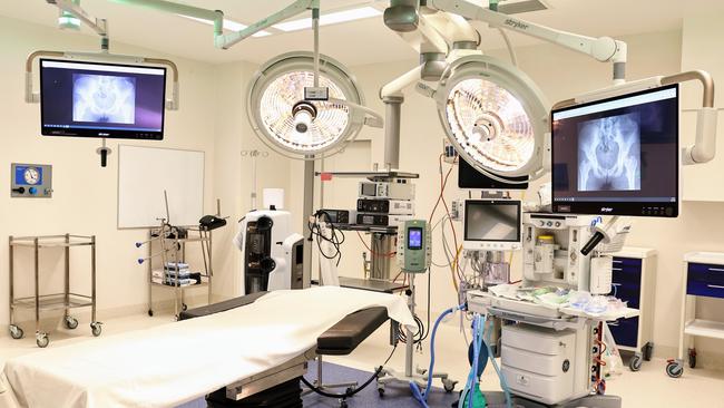 A brand new arthroscopic and laparoscopic operating theatre will open at the Cairns Private Hospital on Tuesday, which uses the latest technology to make complex surgeries more efficient and deliver better patient outcomes. Picture: Brendan Radke