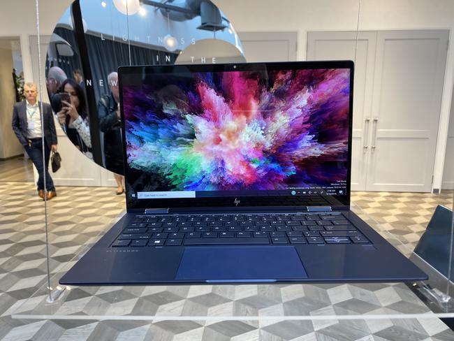 HP has announced the Elite Dragonfly laptop at an event in Japan.