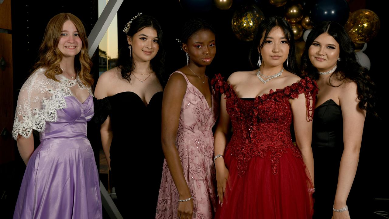 Ocean View College formal | See our gallery of 29 photos | The Advertiser