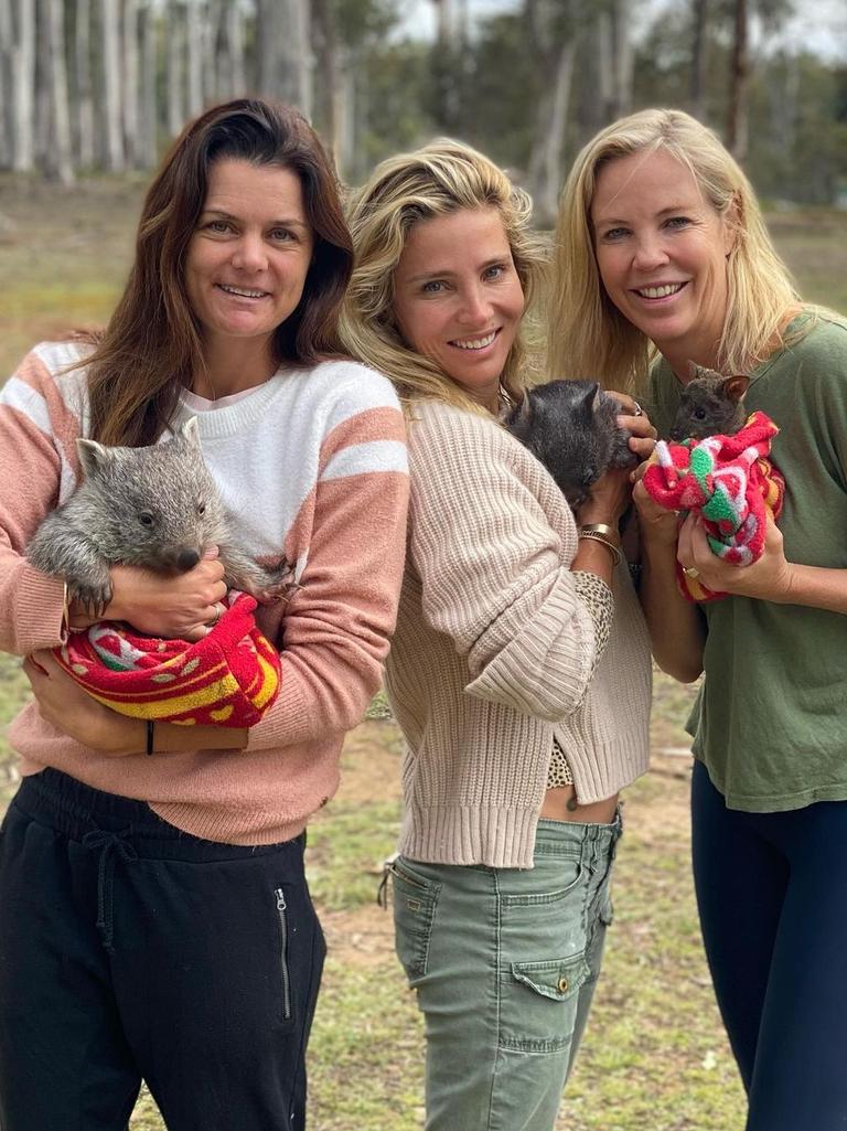 Elsa Pataky and her friends meeting the locals in Tasmania.