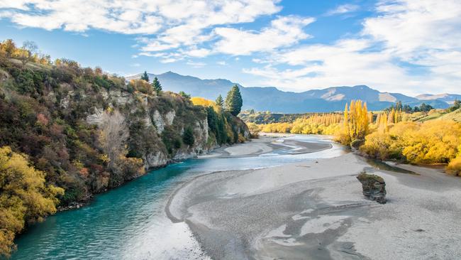 The beautiful view from the Historic Bridge over Shotover River in Arrowtown, New Zealand.