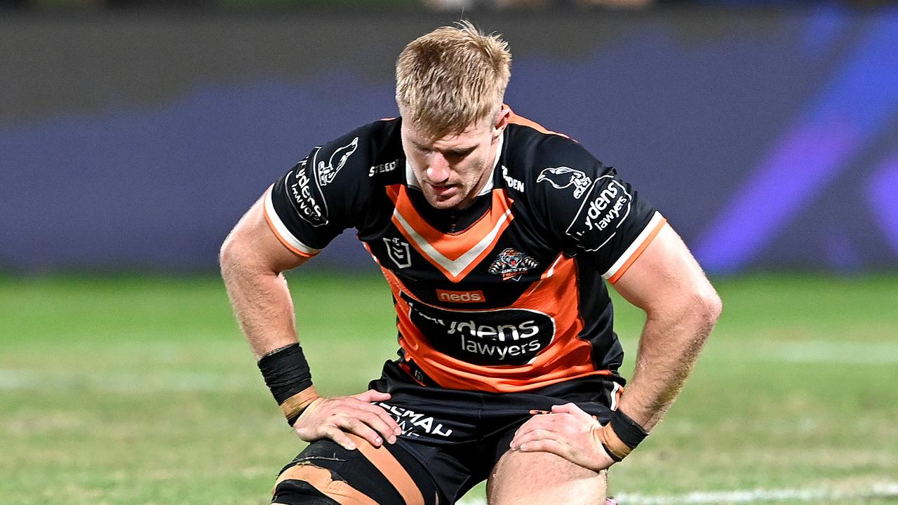 Luke Garner of the Tigers looks dejected. Picture: Bradley Kanaris/Getty Images