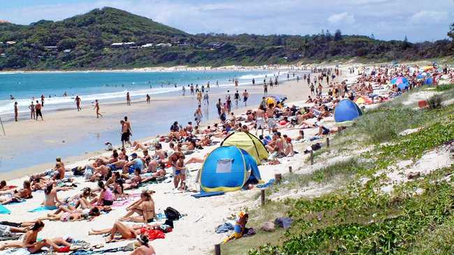 Having Sex On Nude Beach - Is it time to make Main Beach the nudist beach? | Daily Telegraph