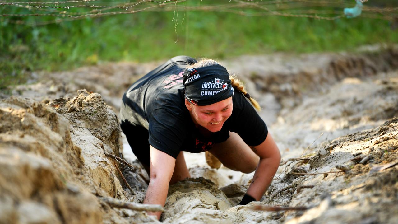 Photos Residents Get Muddy In Hell Townsville Bulletin