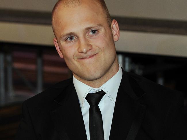 2008 Brownlow Medal. Gary Ablett Jr, with girlfriend Lauren Phillips, misses out on this last vote chance.