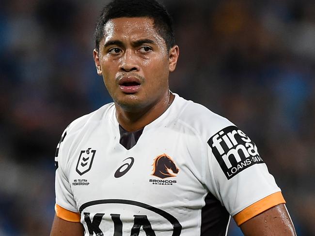 GOLD COAST, AUSTRALIA - MARCH 19: Anthony Milford of the Broncos looks dejected during the round two NRL match between the Gold Coast Titans and the Brisbane Broncos at Cbus Super Stadium on March 19, 2021, in Gold Coast, Australia. (Photo by Matt Roberts/Getty Images)