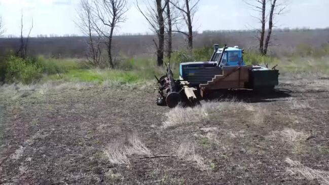 How a Ukraine farmer is demining with a tractor | news.com.au — Australia's leading news site