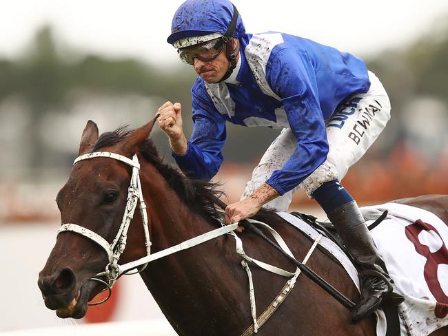 That’s what we like to see: Hugh Bowman and Winx salute again. Picture: Getty Images