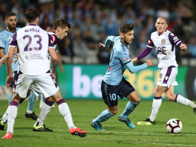 SYDNEY, AUSTRALIA - APRIL 18: Milos Ninkovic of Sydney In action during the round 26 A-League match between Sydney FC and Perth Glory at Sydney Cricket Ground on April 18, 2019 in Sydney, Australia. (Photo by Mark Metcalfe/Getty Images)