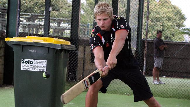 St Kilda legend Nick Riewoldt was almost turned into a cricketer by former English fast man Frank Tyson.