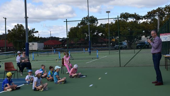 CAPTIVE AUDIENCE: Rob Barty speaking to young tennis players and their families. Picture: Jessica Paul