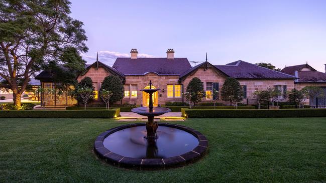 Lyndcote started as a single property at number 7 and was joined to an adjoining one six years later.