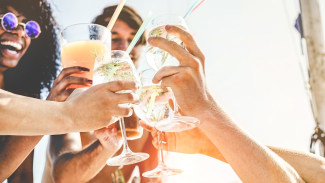 The one alcoholic drink you should avoid if you're trying to lose weight |  body+soul