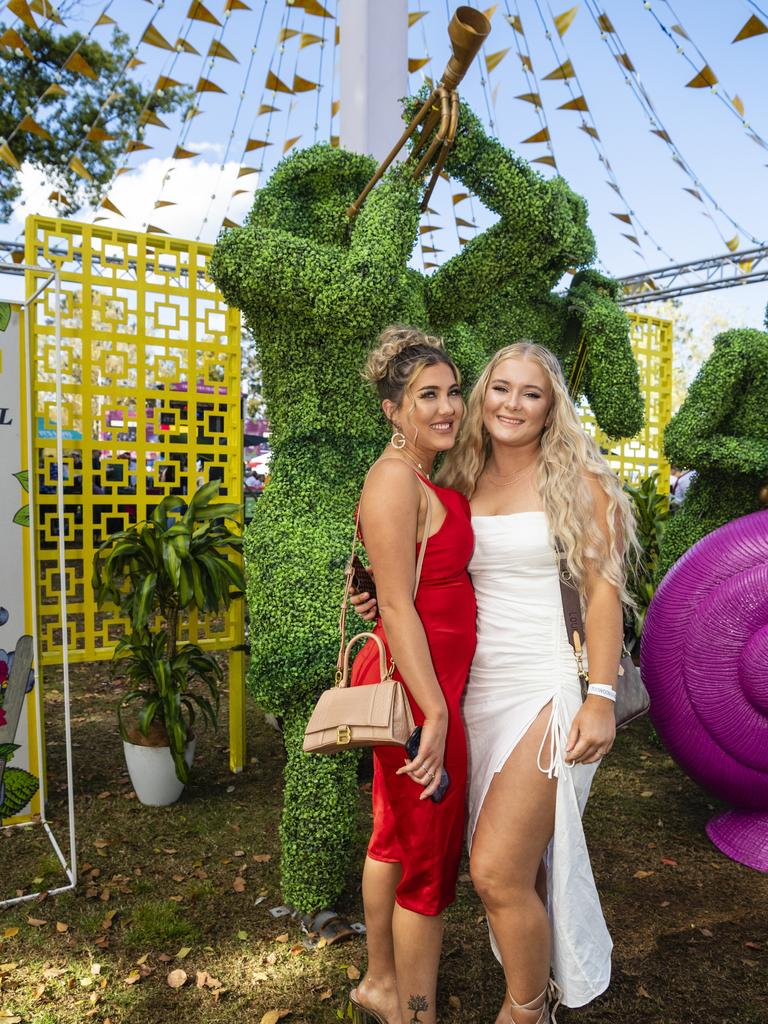 Shona Gunder (left) and Steph Fletcher at the Festival of Food and Wine of Carnival of Flowers 2022, Saturday, September 10, 2022. Picture: Kevin Farmer