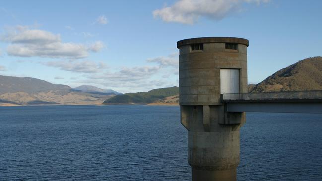 Snowy Mountains Hydro Scheme. Blowering Dam.