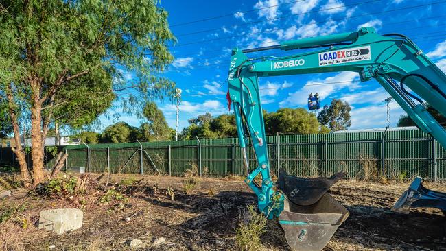 The dig began this morning. Source: AAP Image/Roy Vandervegt.