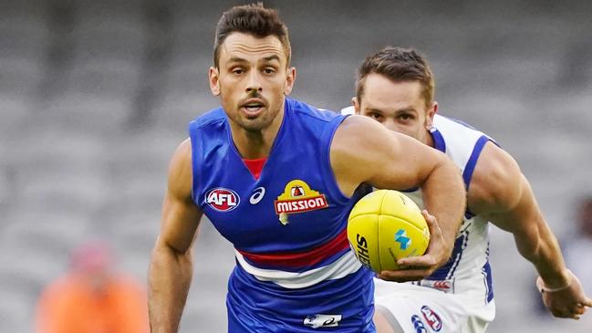 Sam Lloyd in action for the Western Bulldogs.