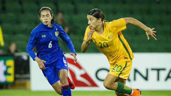 Sam Kerr for the Matildas during the International friendly match between the Australian Matildas and Thailand at NIB Stadium in Perth, Monday, March 26, 2018. (AAP Image/Tony McDonough) NO ARCHIVING, EDITORIAL USE ONLY