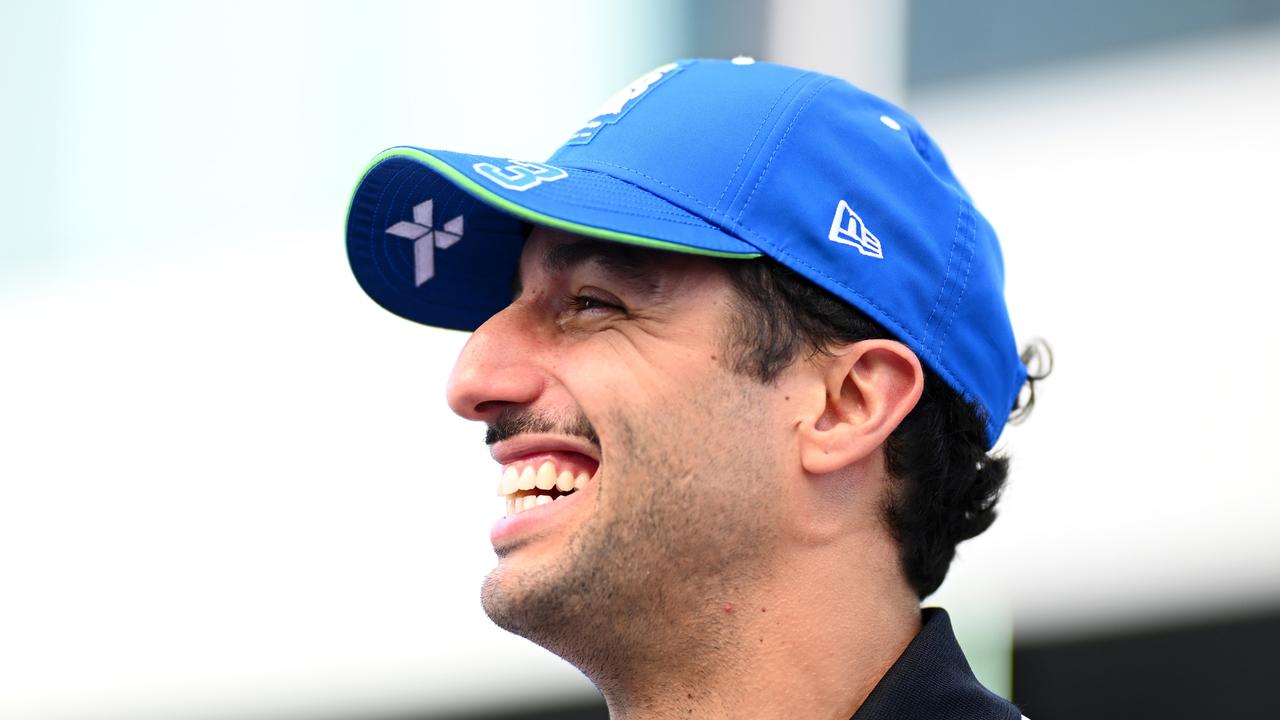 Daniel Ricciardo tipped to replace Carlos Sainz at Red Bull in 2025, Carlos Sainz, latest news