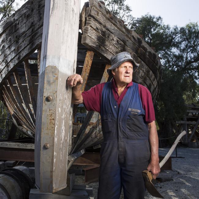 A Portrait of Australia: The best stories from 30 years of Australian Geographic. Rver stalwart. Kevin Hutchinson, the Port of Echuca’s senior shipwright. He has been steaming and bending red gum planks around historic paddle-steamer frames for more than 40 years. Photo by Randy Larcombe.