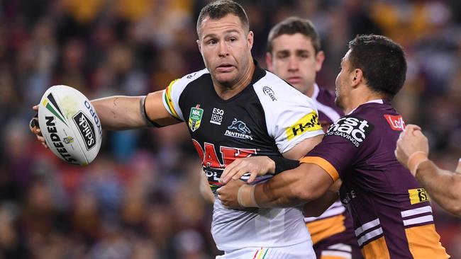 Trent Merrin of the Panthers during the Round 19 NRL match between the Brisbane Broncos and the Penrith Panthers at Suncorp Stadium in Brisbane, Friday, July 20, 2018. (AAP Image/Dave Hunt) NO ARCHIVING, EDITORIAL USE ONLY