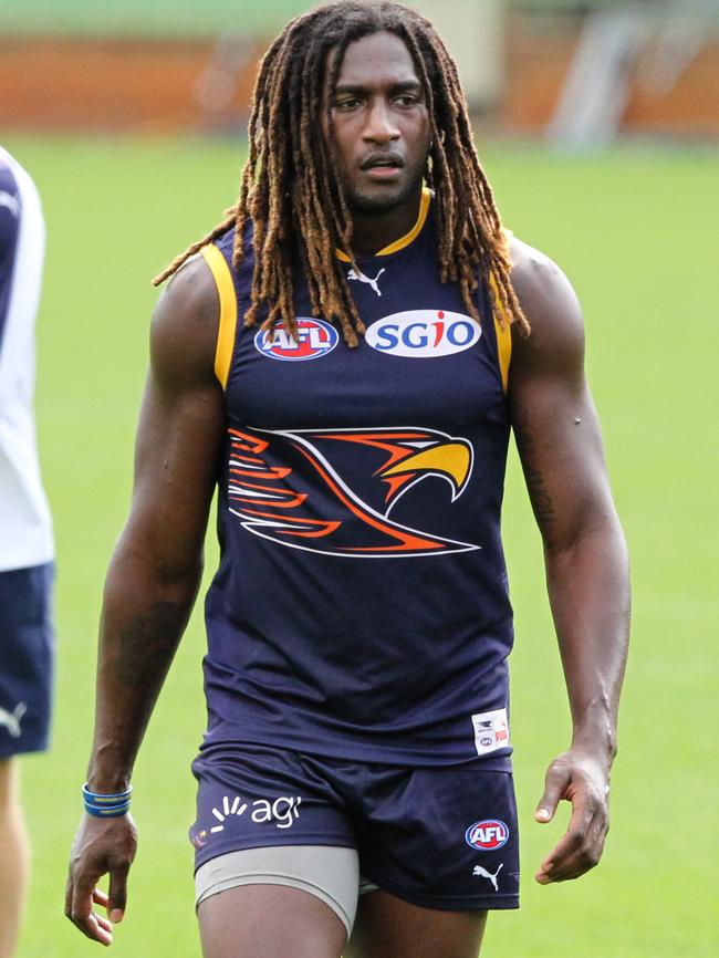 Nic Naitanui returns from a knee injury this year.