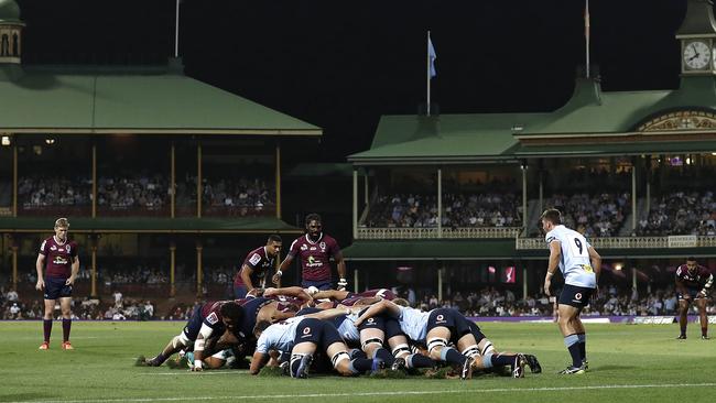 NSW and Queensland pack the scrum at the SCG.