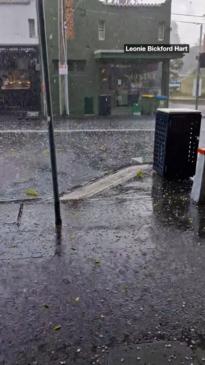 Melbourne pelted by hail in freak storm