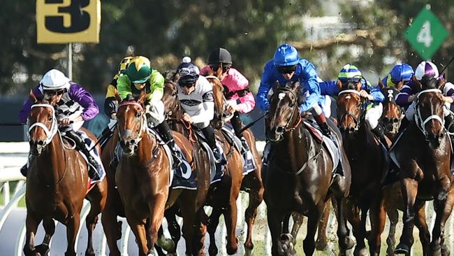 Territory Express (pink) had a wall of horses in front of him in the Five Diamonds. Picture: Jeremy Ng/Getty Images