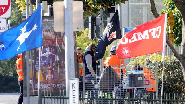 CFMEU near the Cross River Rail, Roma St worksite. Photo: Steve Pohlner.
