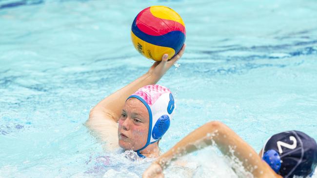 Olivia Cox from Mermaids at Valley Pool. (AAP Image/Richard Walker)