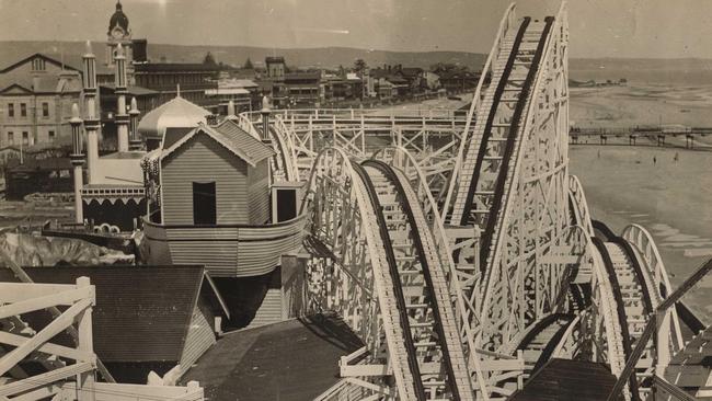 Noah’s Ark and The Big Dipper at Luna Park seaside carnival ground on the Glenelg foreshore. The park was constructed in 1930. In 1935 the attraction was dismantled and shipped to Sydney..