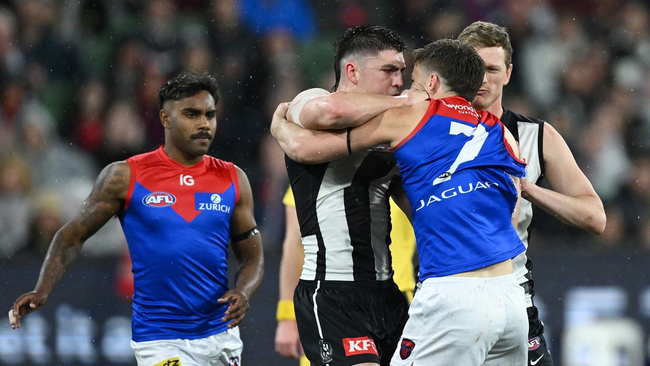 Maynard was swarmed by Dees players. (Photo by Quinn Rooney/Getty Images)