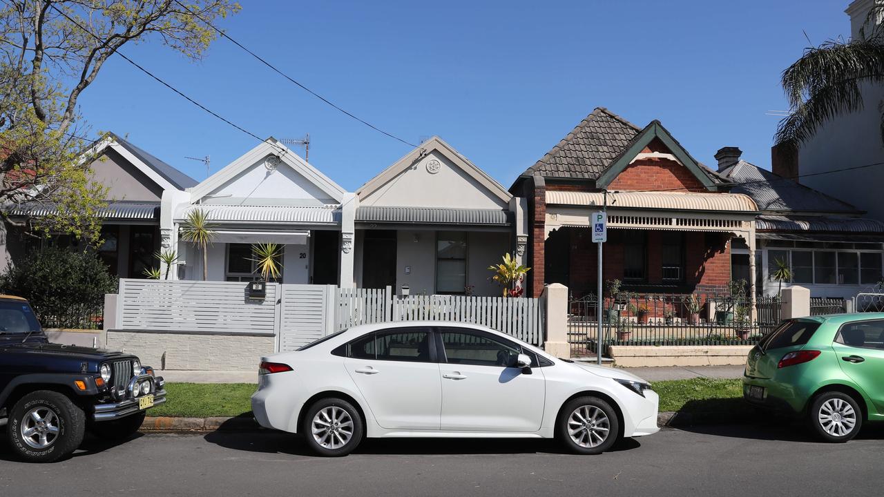 Homeowners are extending the life of their mortgage in a desperate bid to bring down repayments. Picture: NewsWire / Christian Gilles