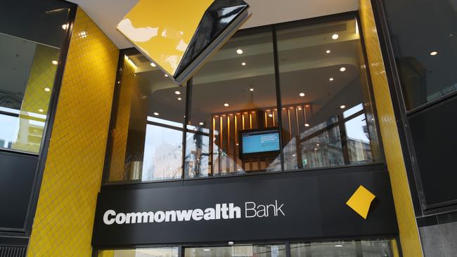 MELBOURNE, AUSTRALIA - NewsWire Photos, OCTOBER 5, 2022. Bank stock in Melbourne. Commonwealth Bank. Picture: NCA NewsWire/ David Crosling