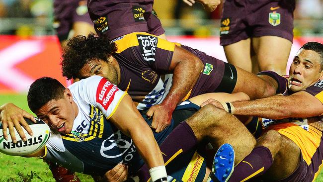 Jason Taumalolo does his best to stretch over for a try. Picture: Zak Simmonds.