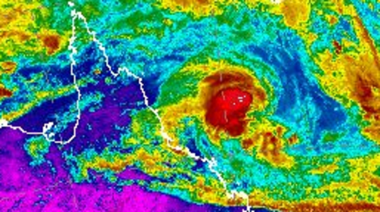 Townsville cyclone: Kirrily on track to North Qld as BOM releases latest  forecast