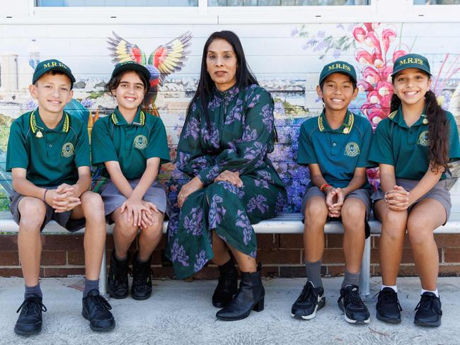 Marsden Road Public School principal Manisha Gazula with students. Picture: David Swift