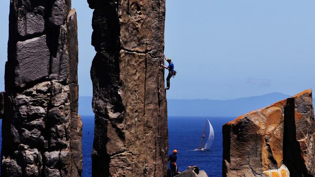 Wild Oats X1 racing past the Organ Pipes in 2014. Pic: Brett Costello