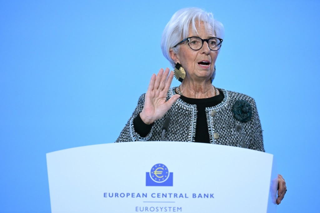 ECB cuts rates again, Lagarde says eurozone ‘losing momentum’ | news ...