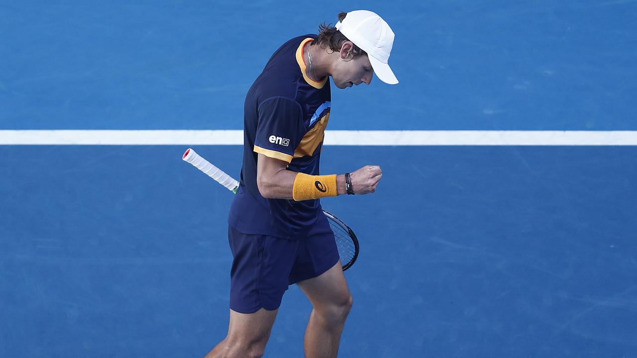 Alex de Minaur rolled past Tennys Sandgren. (Photo by Darrian Traynor/Getty Images)