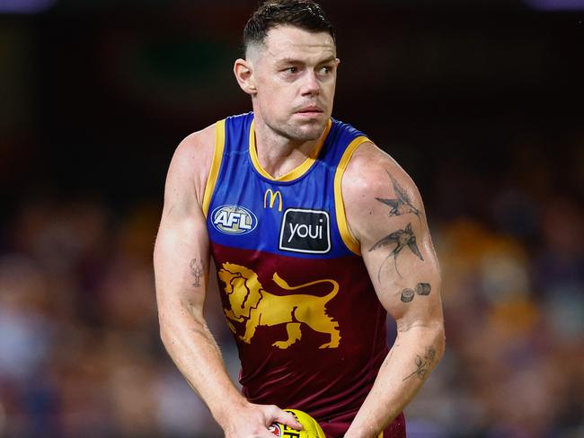 BRISBANE, AUSTRALIA - APRIL 17: Lachie Neale of the Lions in action during the 2025 AFL Round 06 match between the Brisbane Lions and the Collingwood Magpies at The Gabba on April 17, 2025 in Brisbane, Australia. (Photo by Russell Freeman/AFL Photos via Getty Images)