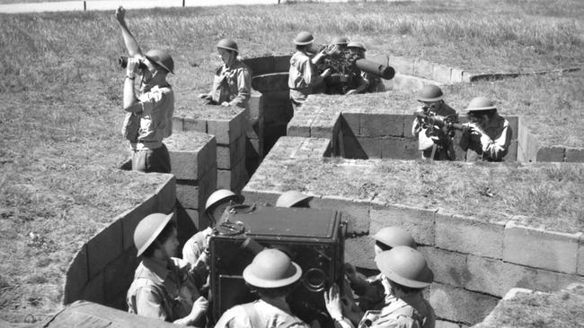 A typical AA battery command post. Picture: Australian War Memorial AWM 013561