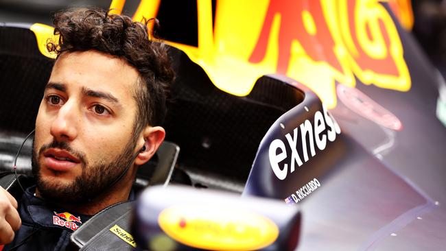 Daniel Ricciardo was furious at his team after a bungled pit stop.