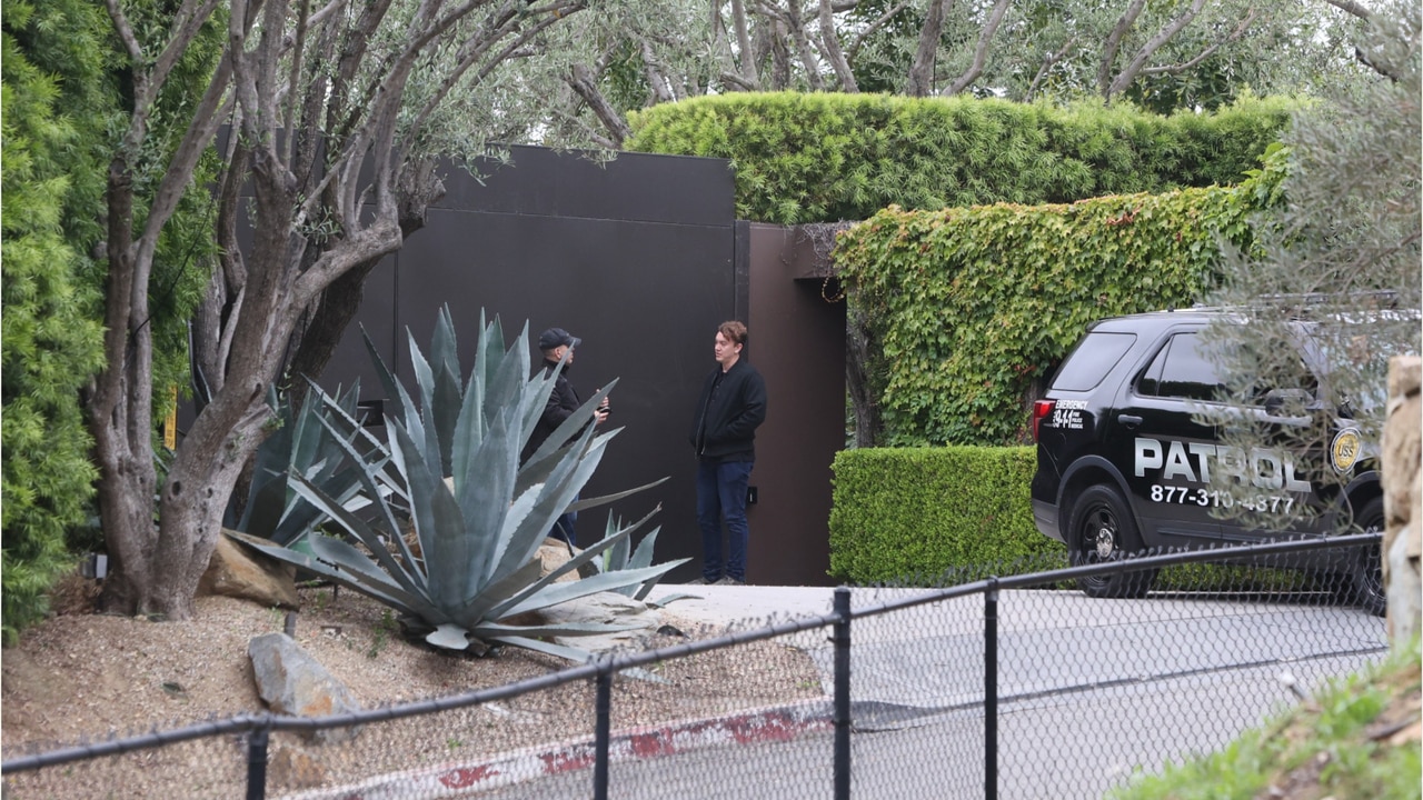 Man arrested for crashing through Jennifer Aniston's gates