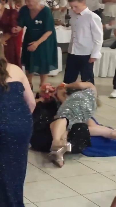 Wannabe wives battle it out for wedding bouquet