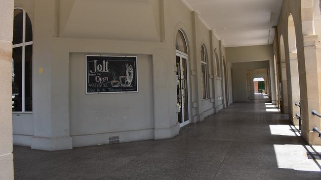 When Jolt Bakery Cafe was in operation the verandah of the building was filled with outdoor tables and chairs. It has now been vacant for months.