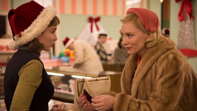 Rooney mara and Cate Blanchett in Carol